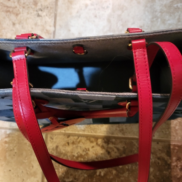 Louis Vuitton denim patchwork Onthego GM Rouge tote - Picture 9 of 9